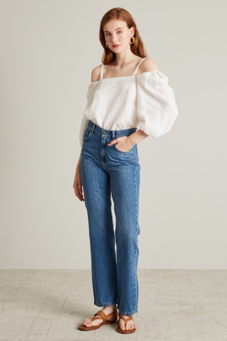 Off-shoulder top with straps Intrend