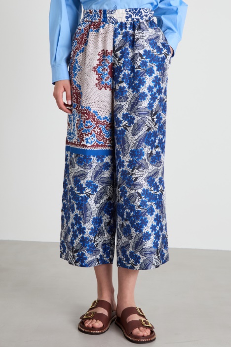 Pantaloni cropped in pura seta