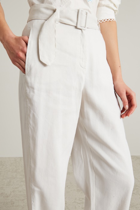 Pantaloni in tela di lino