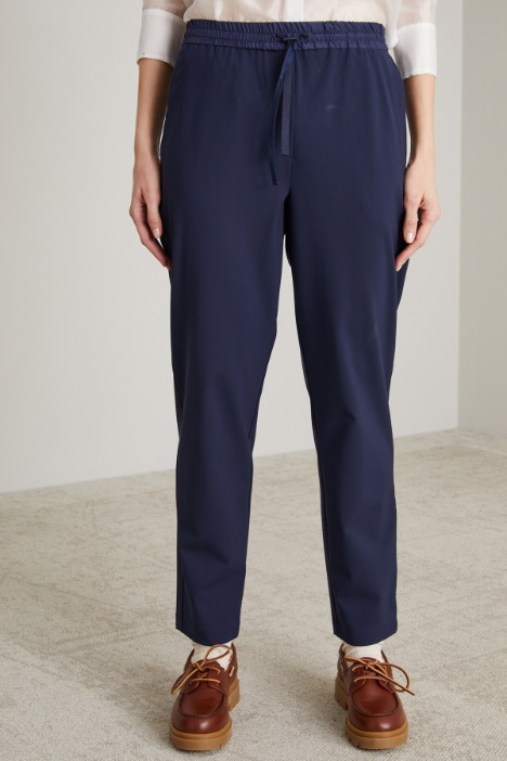 Pantaloni jogger