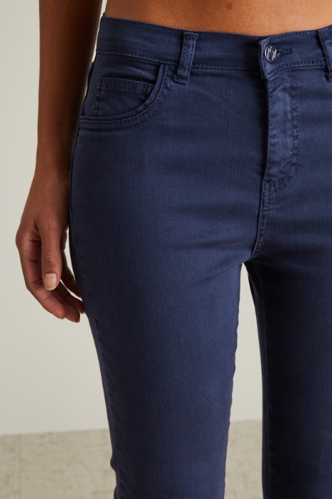 Pantaloni flare in drill