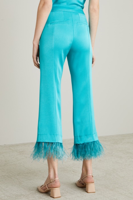 Pantaloni con piume