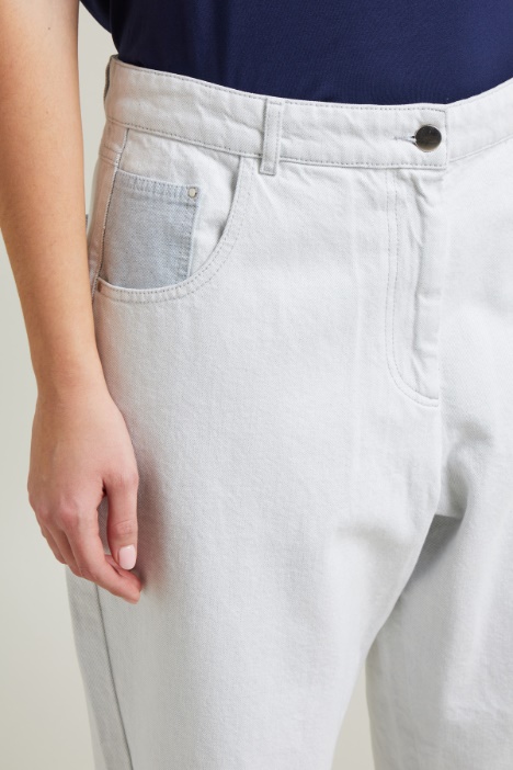 Pantaloni carrot in drill