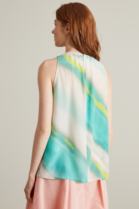 Top fluido con estampado