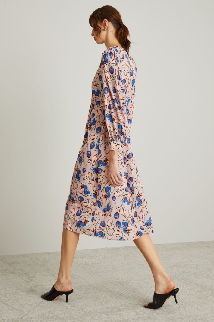 Printed crepe dress Intrend - 2