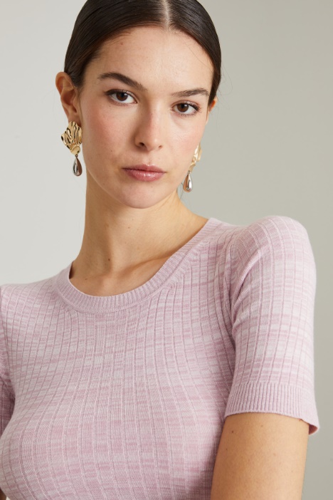 Maglia aderente a coste piatte