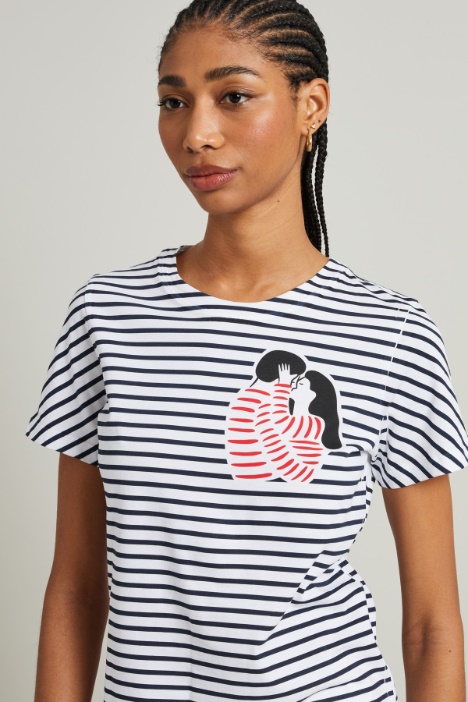 T-shirt in jersey con ricamo