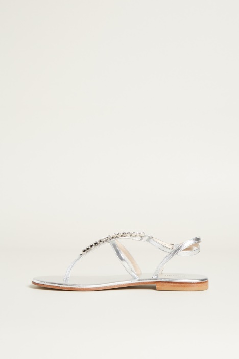 Sandali laminati con strass