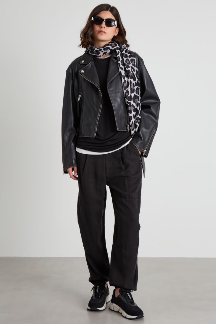 Animal print scarf Intrend