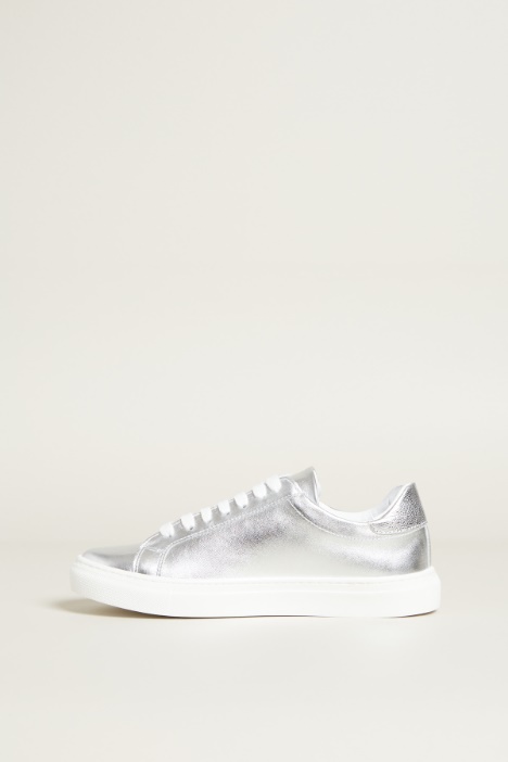 Zapatillas de piel laminada