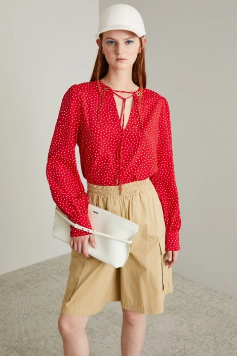 Blouse with teardrop opening - Intrend