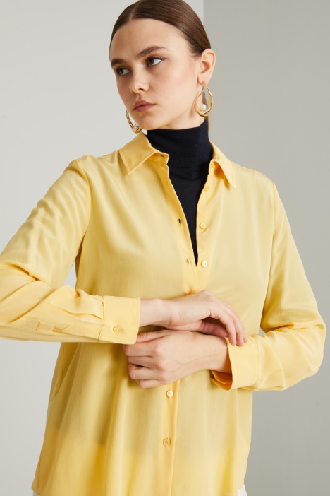 Camisa en crêpe de chine