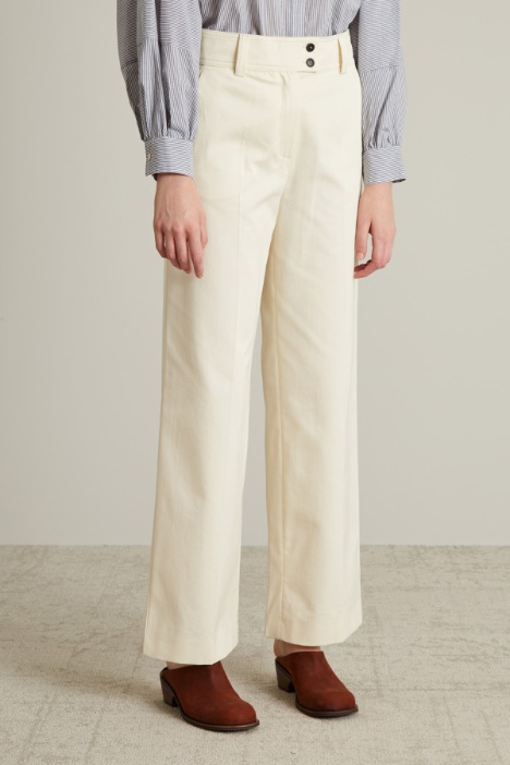 Pantalón de gabardina recto