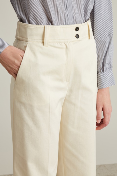 Pantalón de gabardina recto