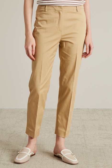 Pantaloni a sigaretta