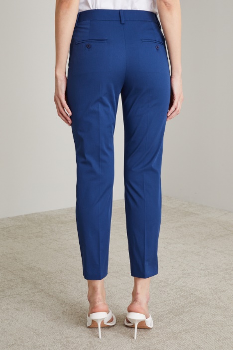 Pantaloni a sigaretta