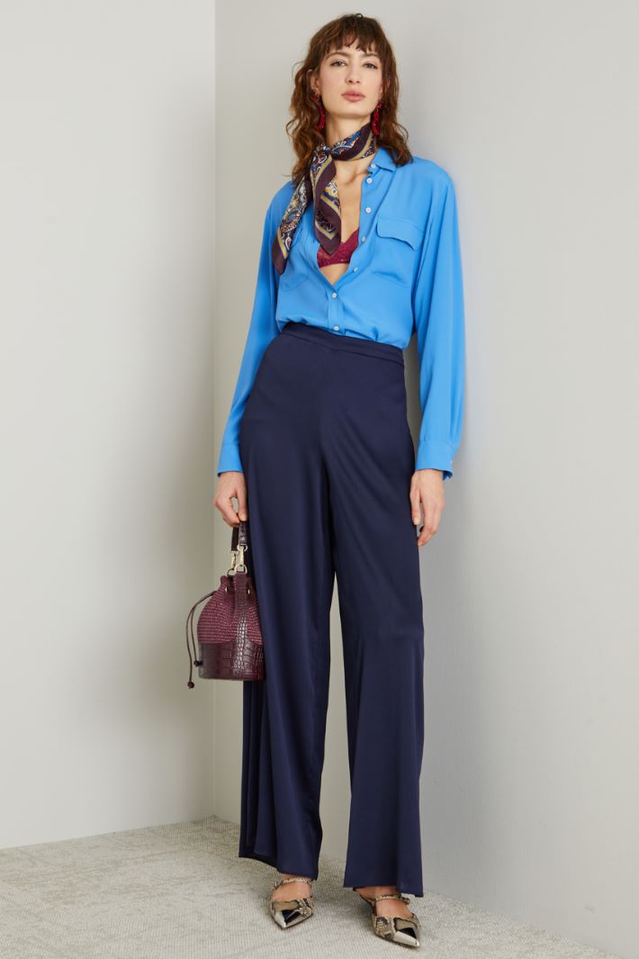 Wide-leg trousers Intrend