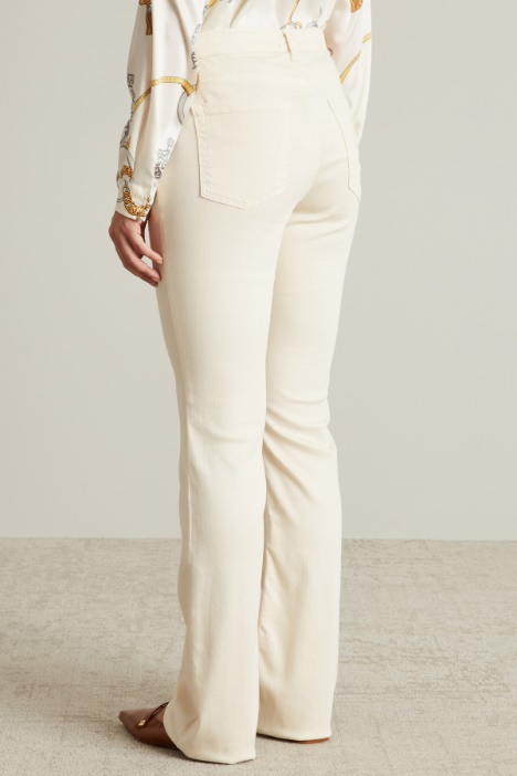 Pantaloni flare in drill