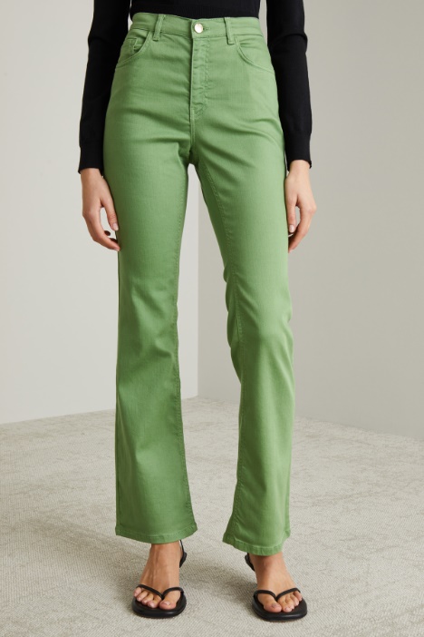 Pantaloni flare in drill