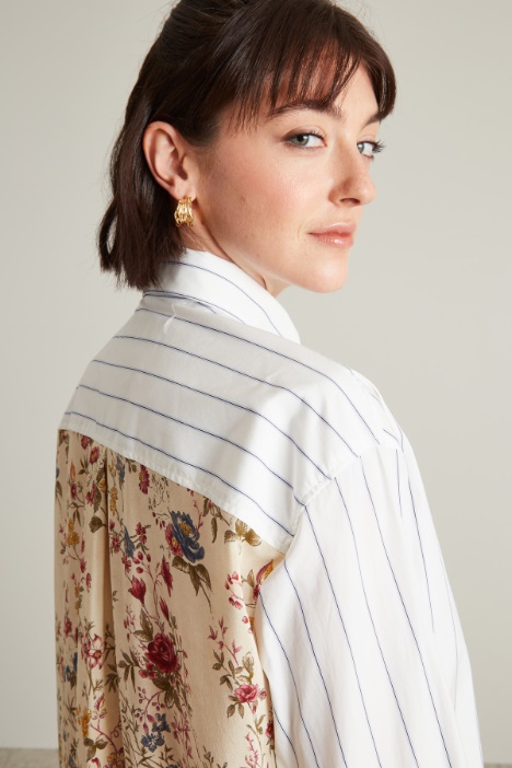 Camicia con pannello in seta