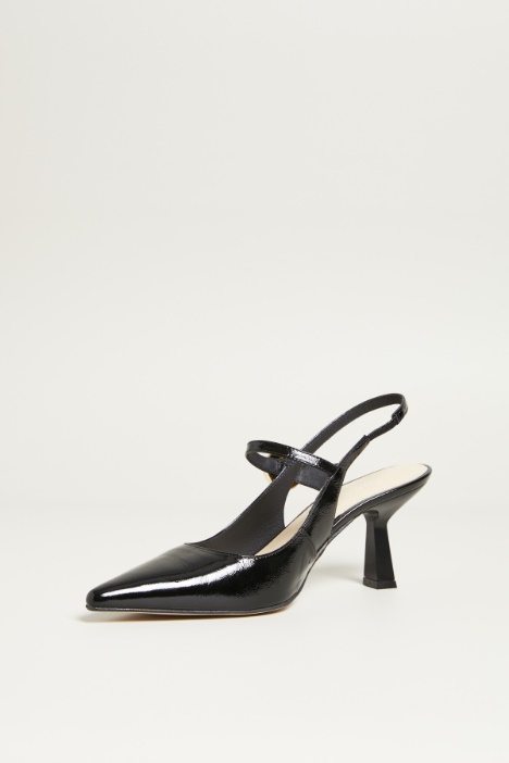 Slingback con maxi bottone