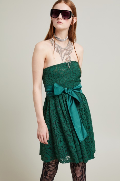 Abito corto in pizzo