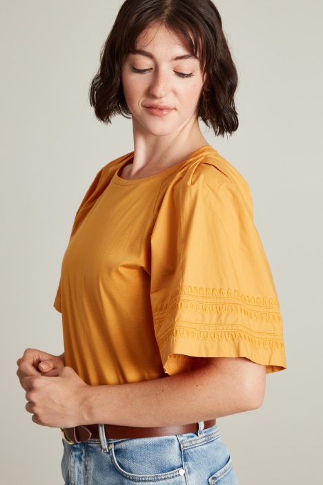 T-shirt con maniche in popeline