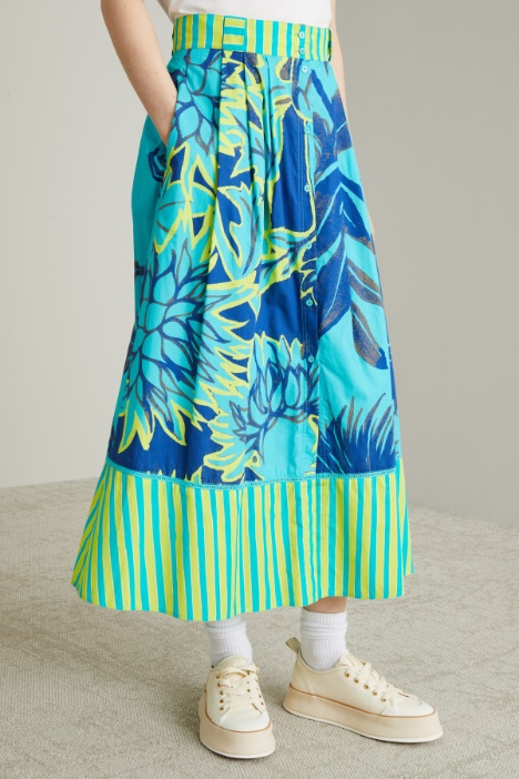 Gonna a corolla in popeline