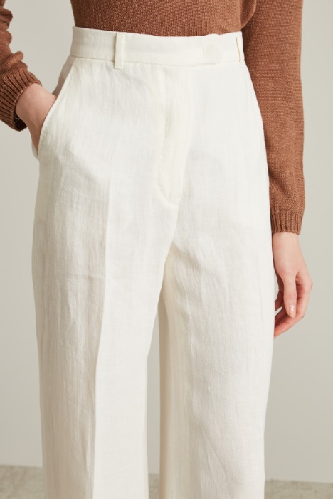 Pantaloni in batavia di lino