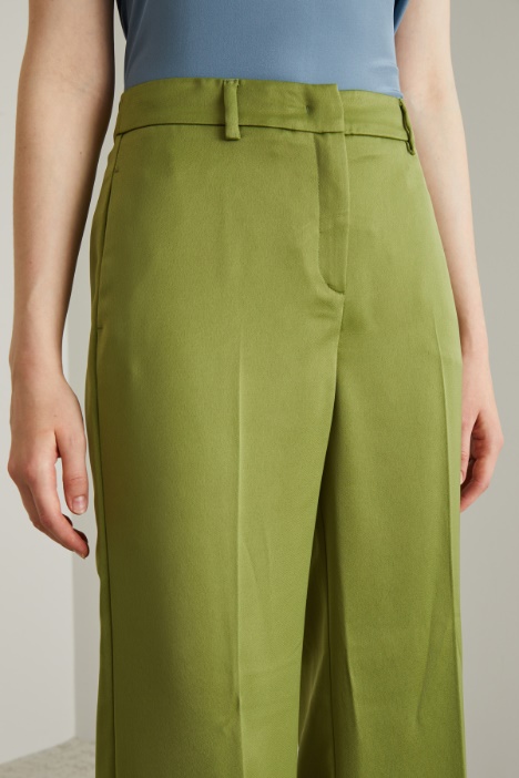 Pantaloni in enver satin