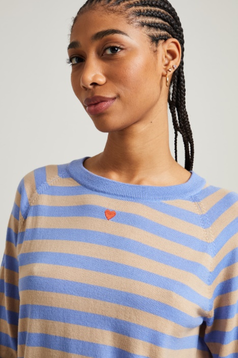 Maglia a righe con ricamo