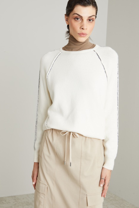 Maglia con intarsi laminati