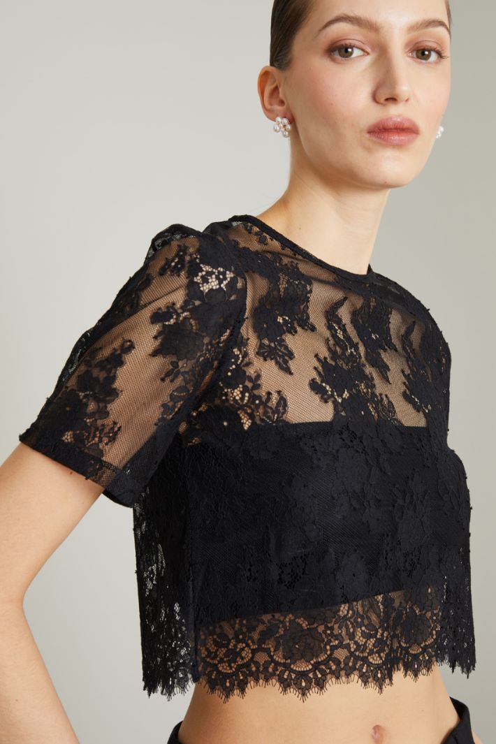 Cropped lace top Intrend - 4