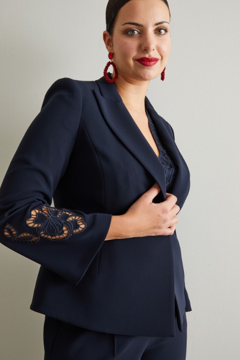 Blazer in cady con ricamo