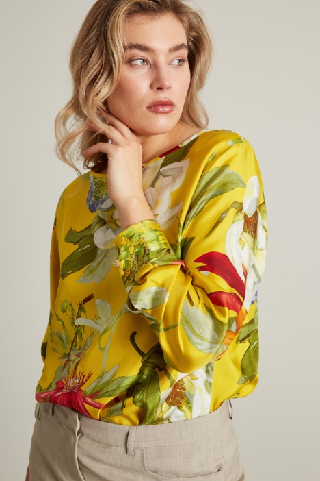 Blusa in twill di seta stampato