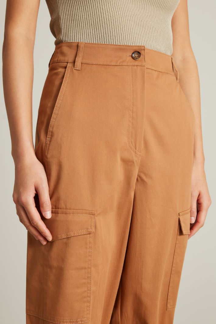 Gabardine cargo trousers Intrend - 4