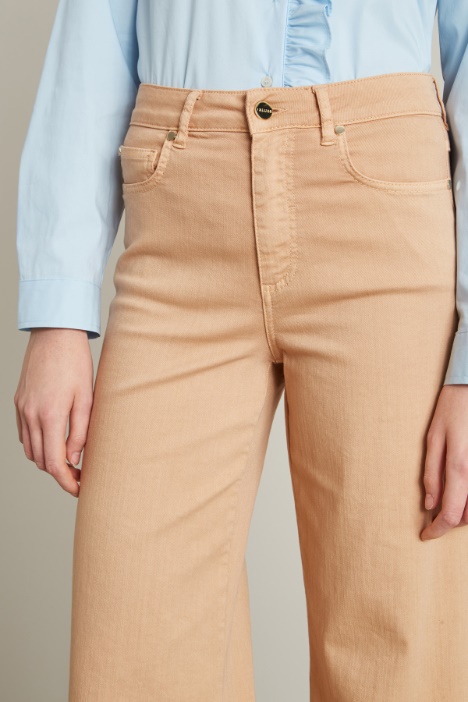 Pantaloni morbidi cinque tasche