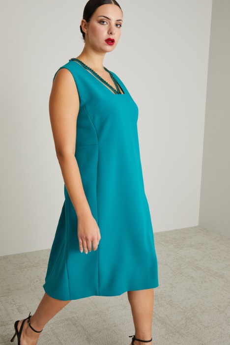 Abito con catena di strass