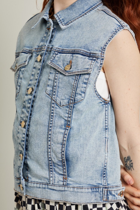 Giacca di jeans smanicata