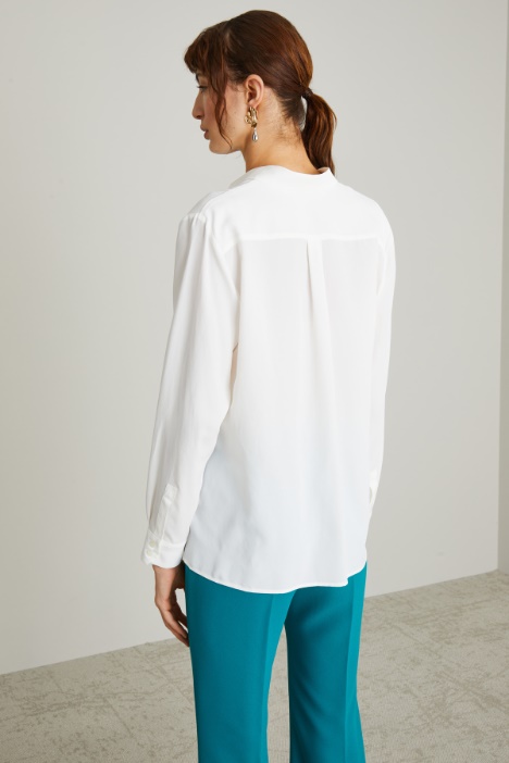Blusa in crépe di misto seta
