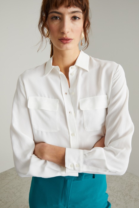 Blusa in crépe di misto seta
