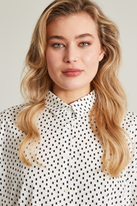 Camicia in popeline a fantasia