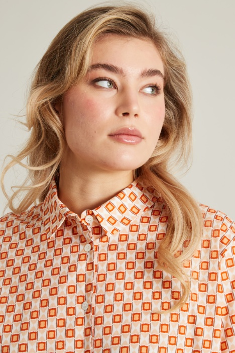 Camicia in popeline a fantasia