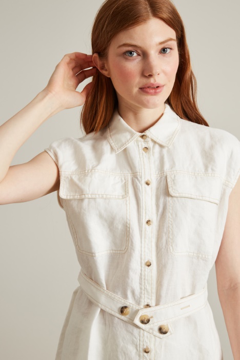 Camicia in lino con cintura