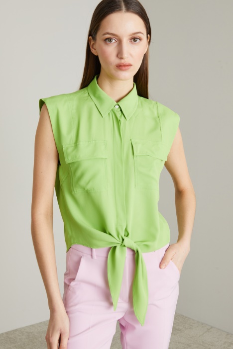 Top in crépe con nodo