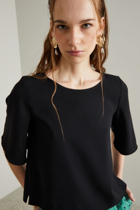 Blusa in enver satin