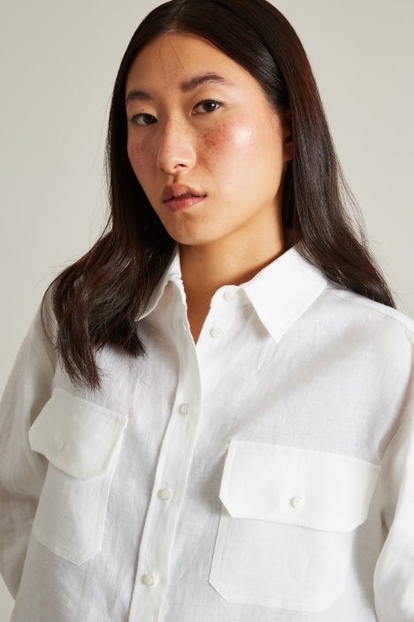 Camicia in lino con taschini