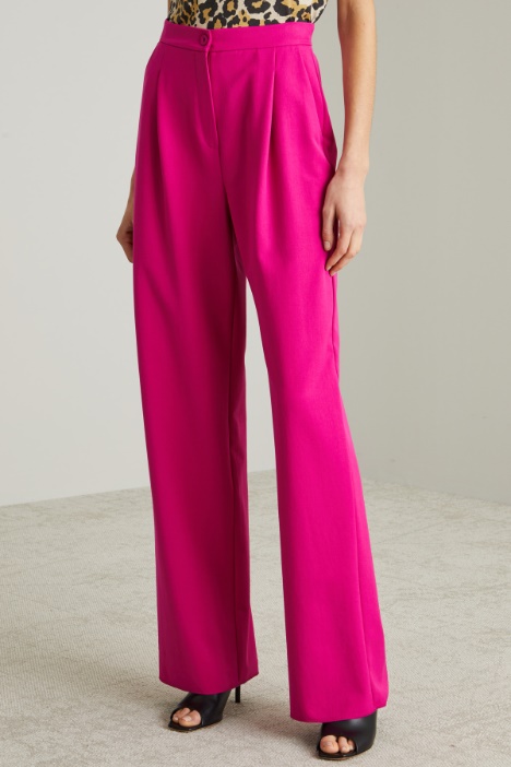 Pantalones anchos de gabardina