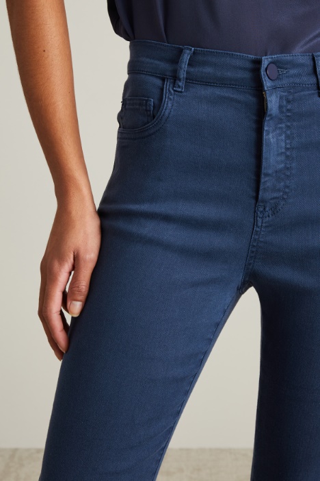 Pantaloni flare in drill