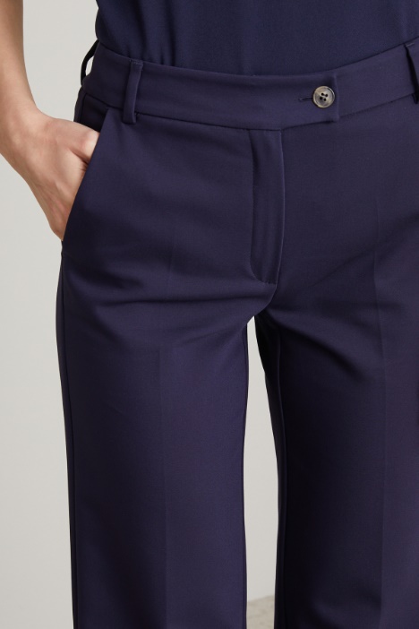 Pantaloni dritti in cotone stretch